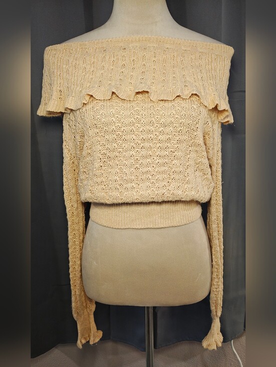 Free People Sweaters - Free People Crazy In Love Knit Off The Shoulder Ruffle Sweater.